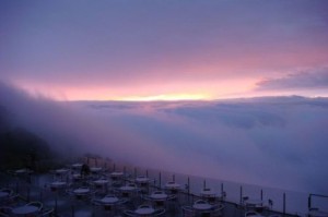 unkai-terrace-above-clouds-10